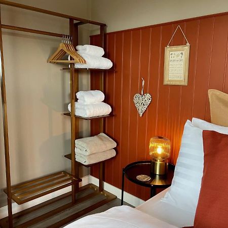 The Cabin@Tyddynucha Caernarfon Bagian luar foto